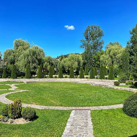 Hotel Diamant Dospat Dış mekan fotoğraf